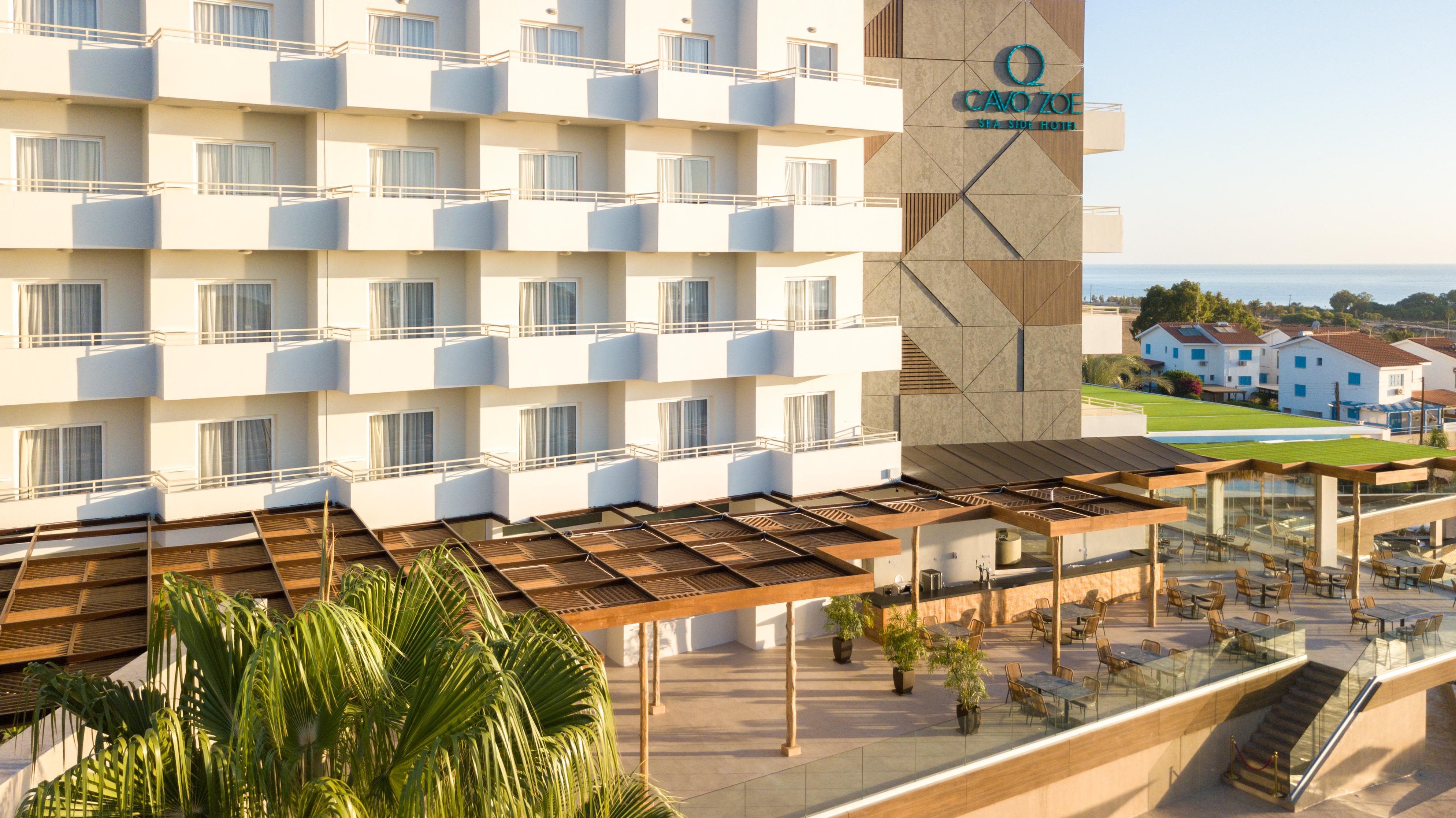 פרוטאראס Iris Beach Hotel מראה חיצוני תמונה